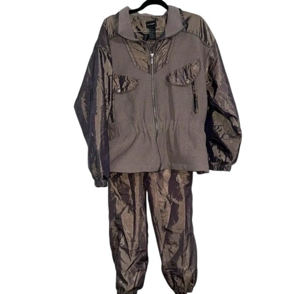 Vintage Outbrook Nylon & Polyester Two-Piece Windbreaker Set M (8/10)